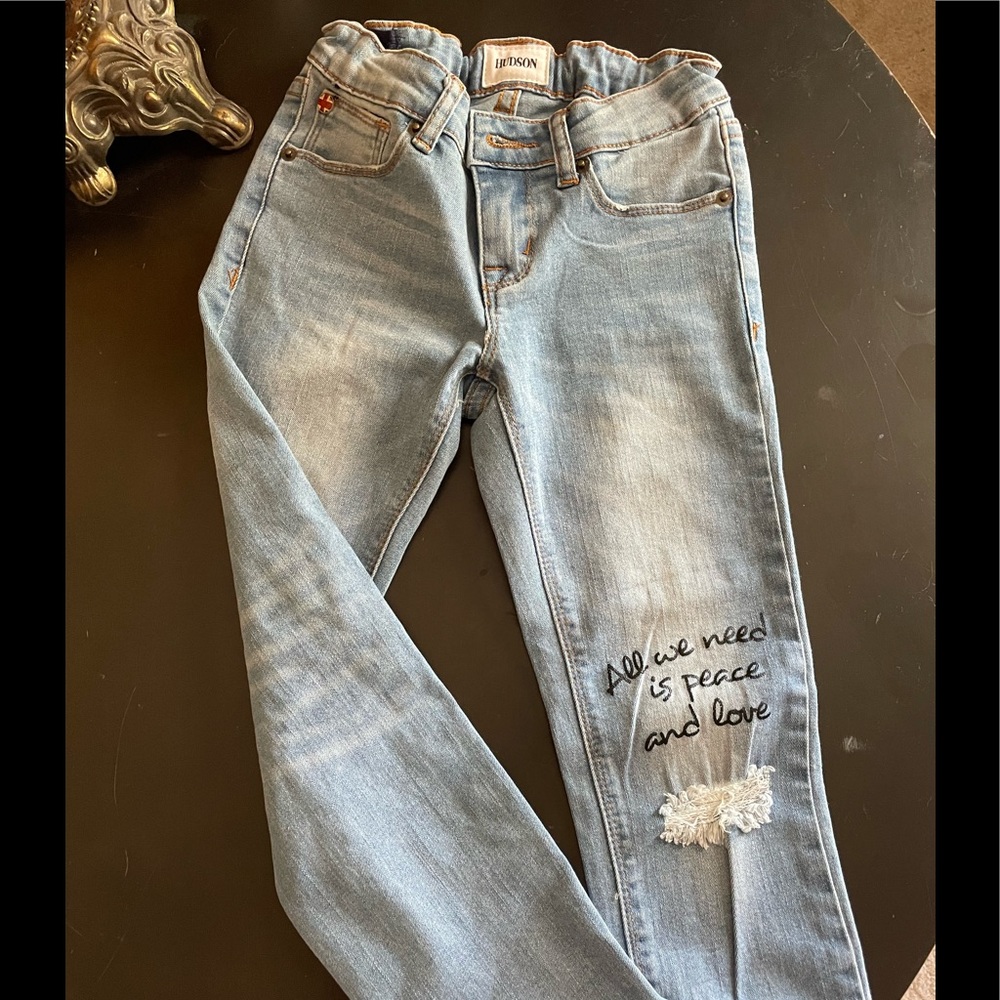 Girls Hudson jeans size 7 -never worn